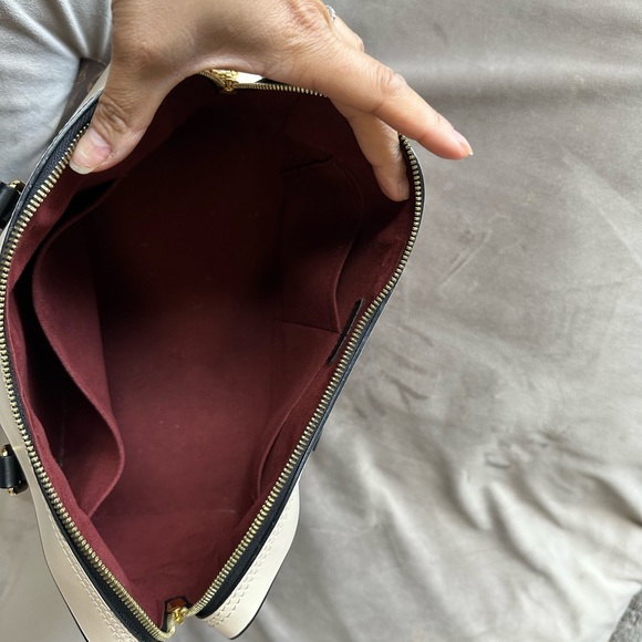 Louis Vuitton Tuilleries - Picture 2 of 9